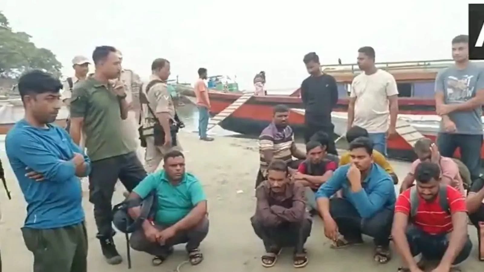 ধুবুৰীত আটক ৩৬জন সন্দেহযুক্ত বাংলাদেশী নাগৰিক! কৰিছিল চেন্নাইলৈ যোৱাৰ পৰিকল্পনা