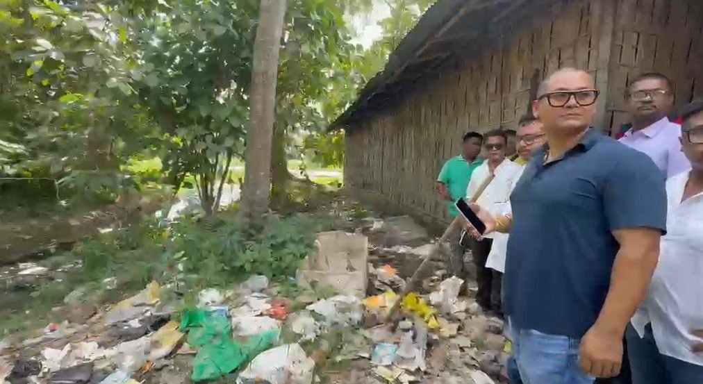 ঐতিহাসিক যমুনাৰ বেদখল মুক্তিৰ দাবীত আটাছুৰ অভিযান, প্ৰশাসনৰ ভূমিকাক লৈ প্ৰশ্ন