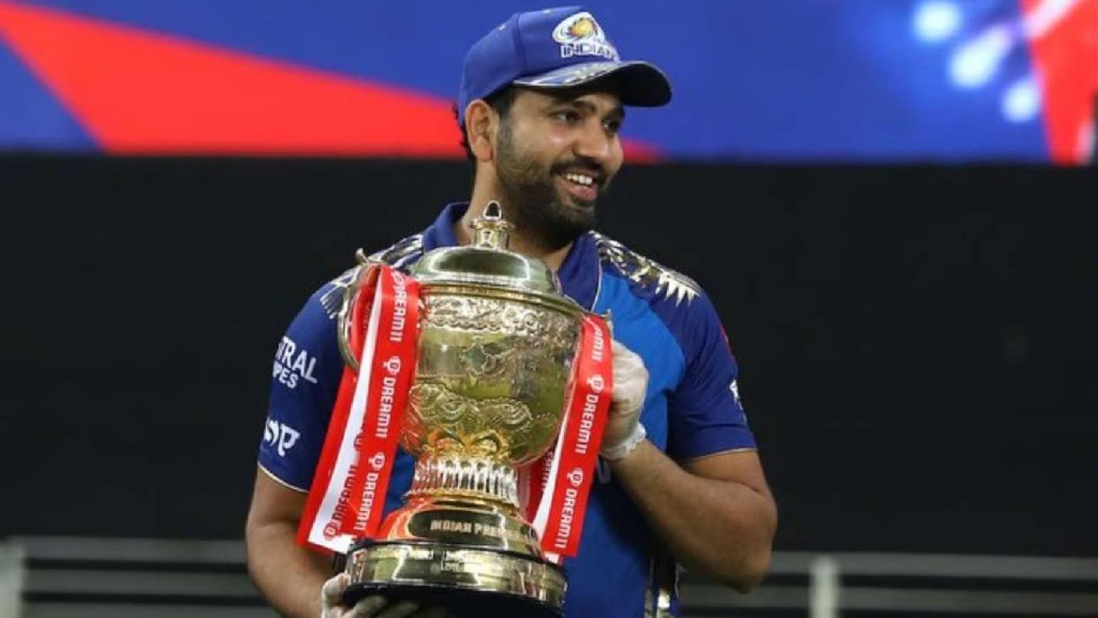 পাঁচবাৰৰ চেম্পিয়ন ৰোহিতৰ হাতলৈ ঘূৰিব নেকি Mumbai Indiansৰ নেতৃত্ব? IPL ২০২৭ৰ পূৰ্বে হাৰ্দিকক লৈ চৰ্চা তুংগত